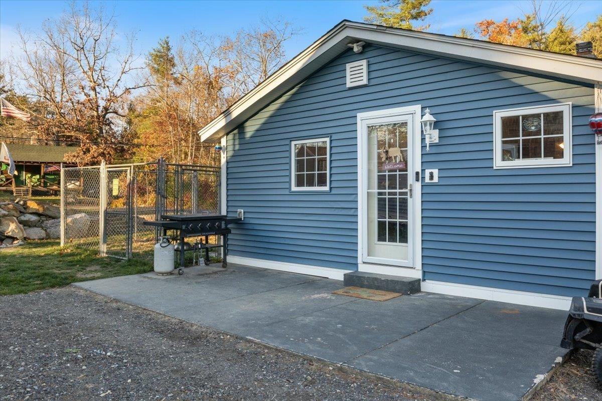 Property Photo:  614 Collettes Grove Road  NH 03038 