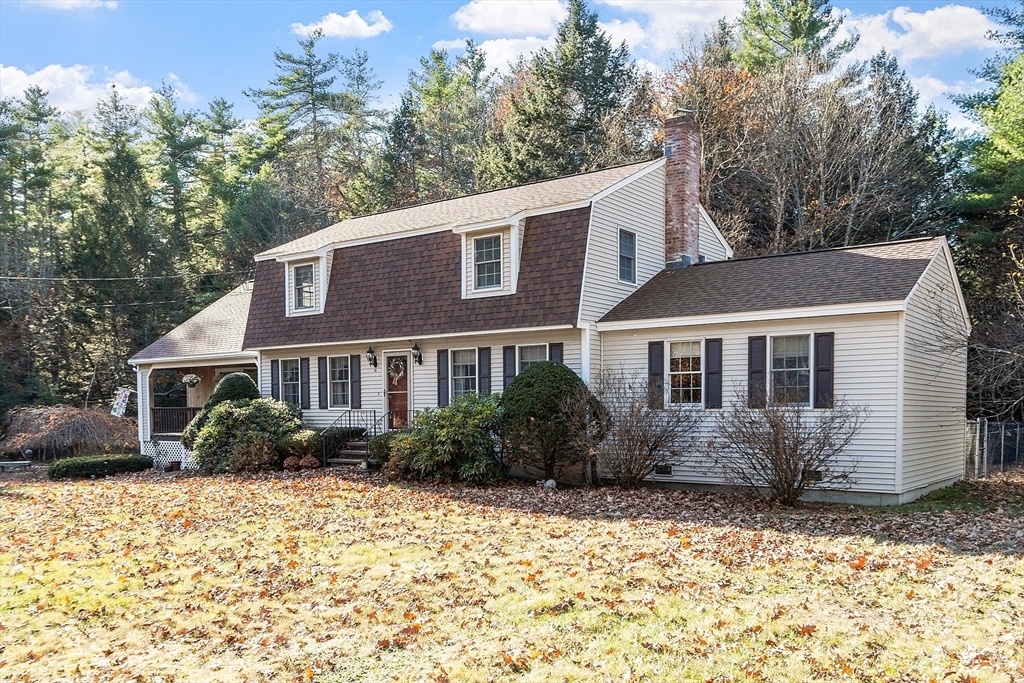 Property Photo:  31 Old Battery Rd  MA 01474 