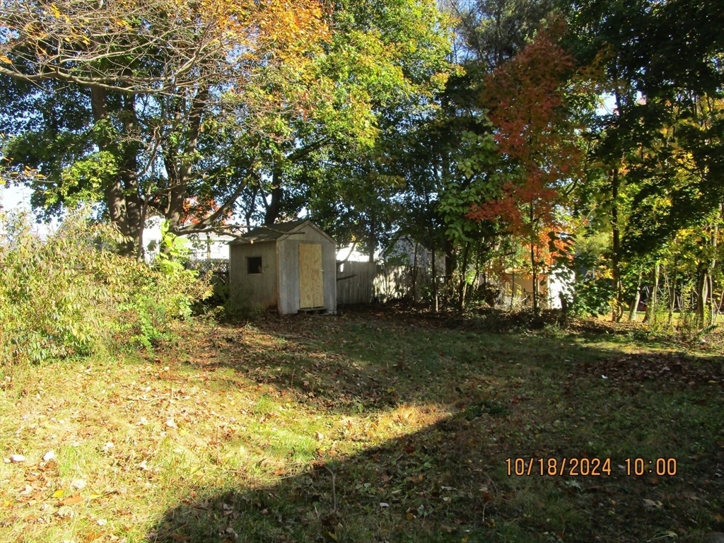 Property Photo:  20 Westmorland Dr  MA 01602 