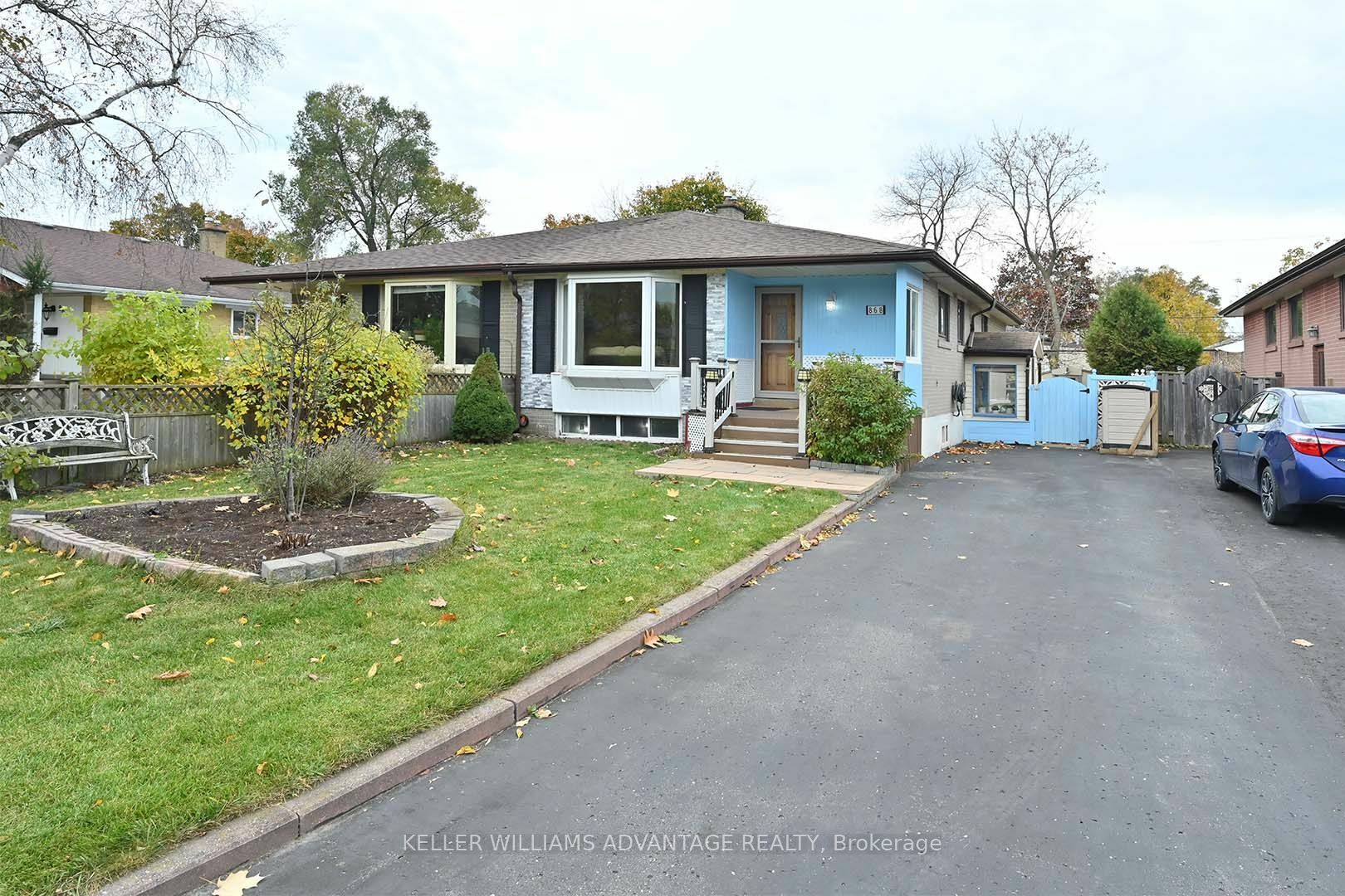 868 Reytan Blvd  Pickering ON L1W 1Y5 photo