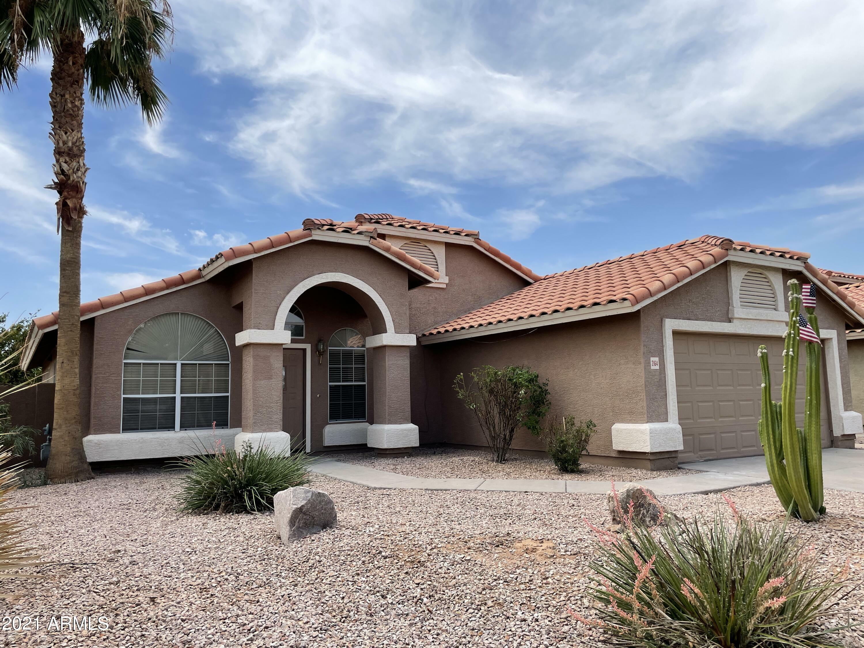 Property Photo:  2164 S Edgewater Circle  AZ 85209 