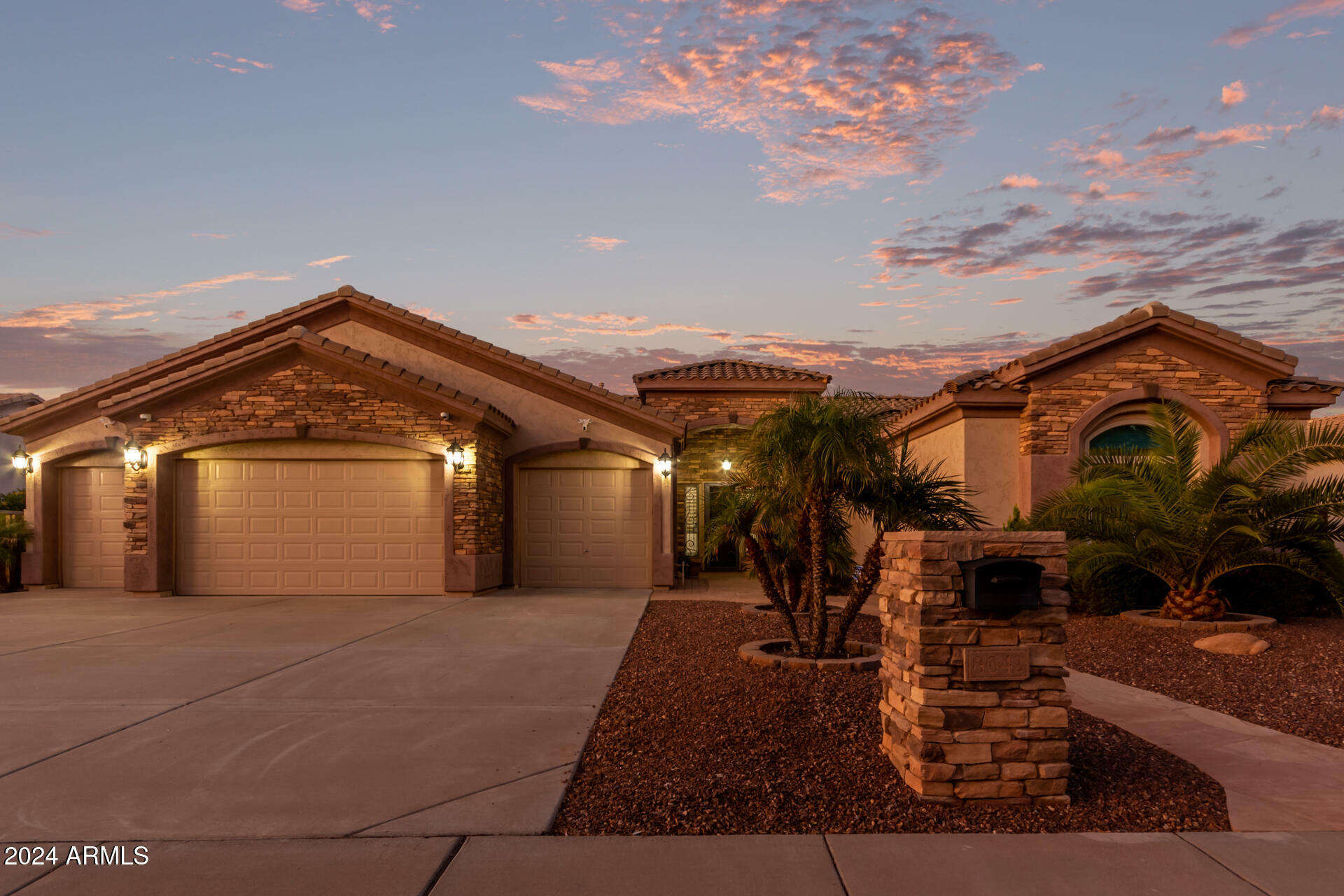 Property Photo:  8042 W Electra Lane  AZ 85383 