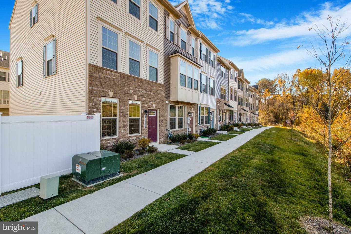 Property Photo:  19716 Preservation Mews  MD 20886 