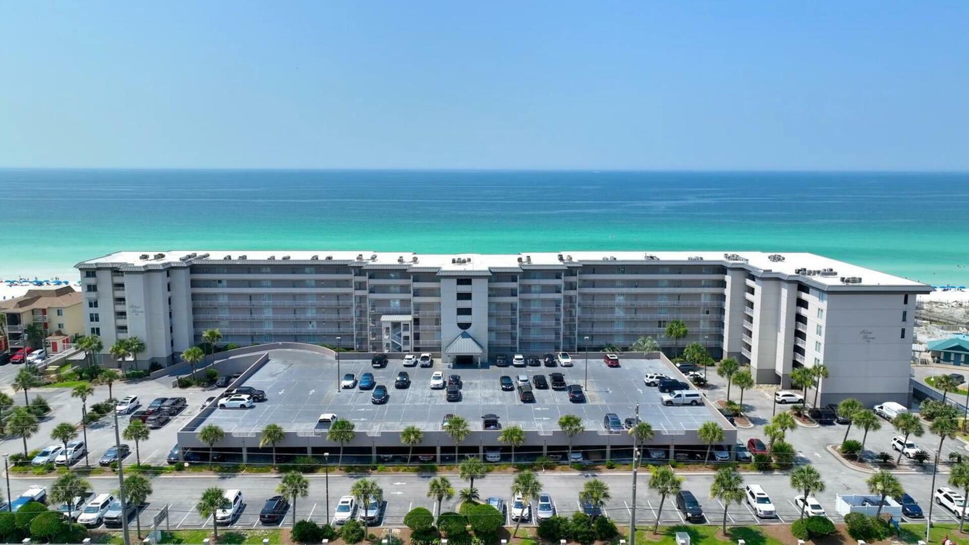 Property Photo: 520 Santa Rosa Boulevard 100 FL 32548
