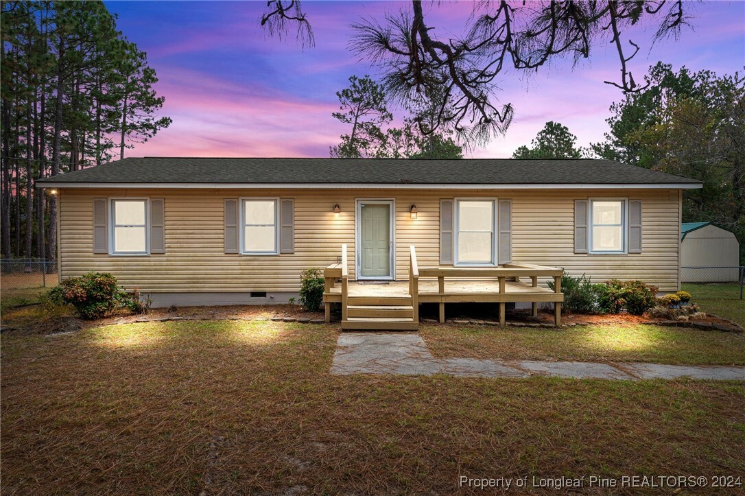 Property Photo:  150 N Apple Street  NC 28373 