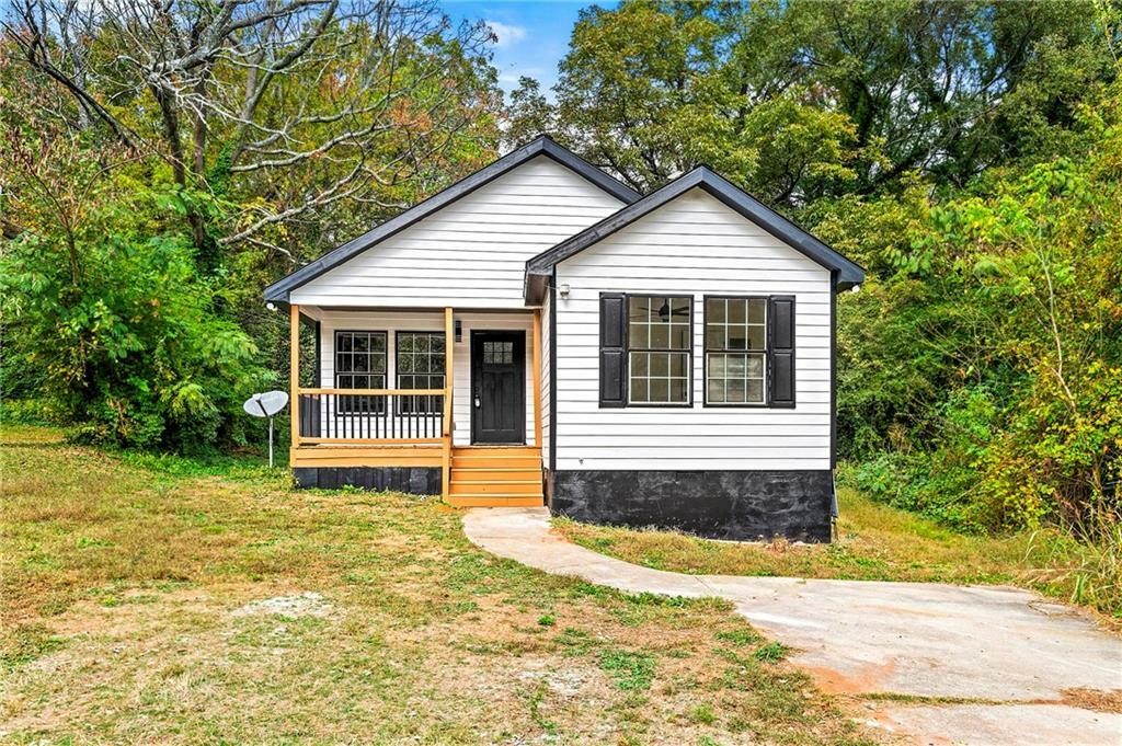 Property Photo:  1111 Osborne Street SW  GA 30310 