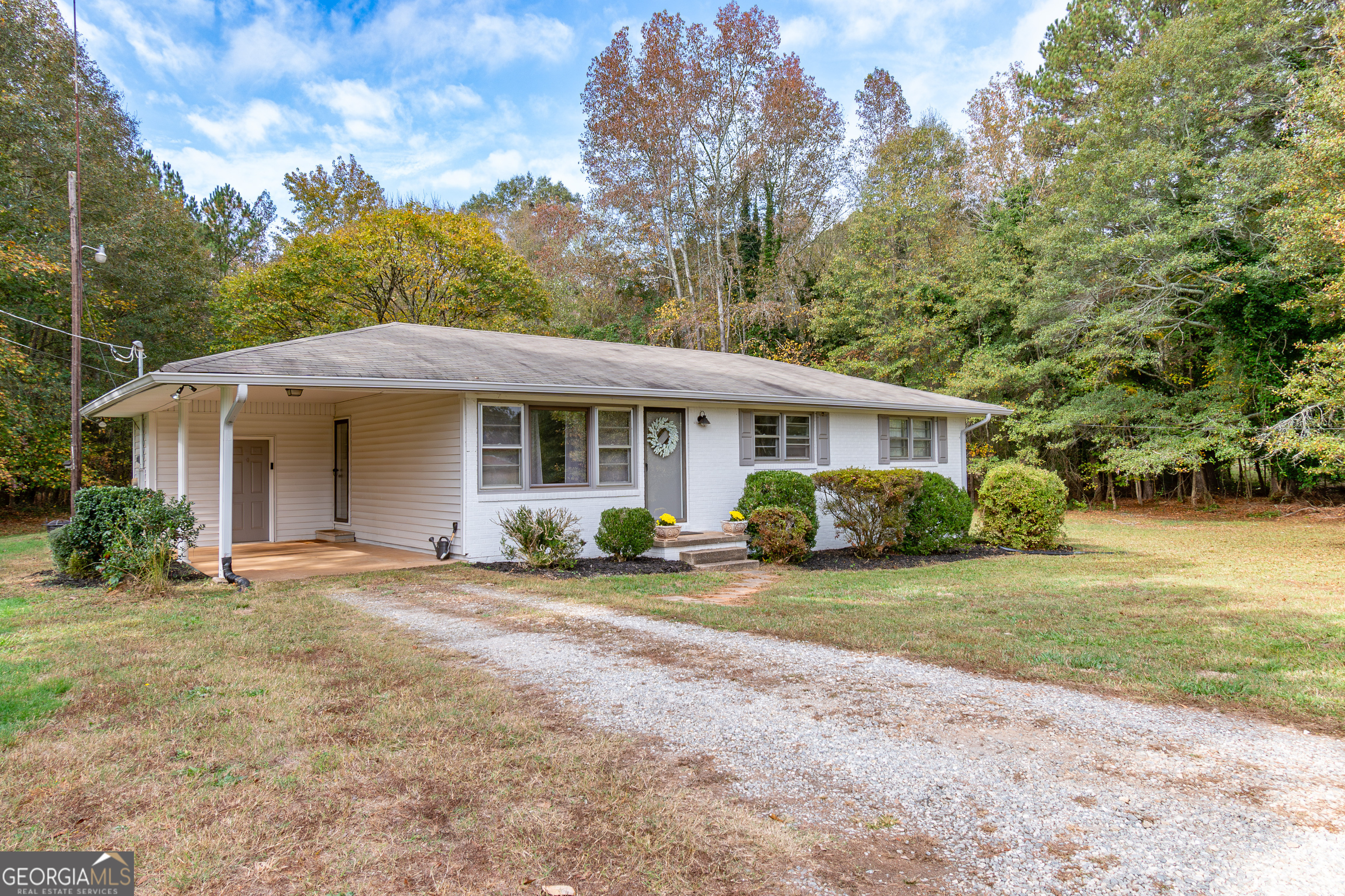 Property Photo:  1902 Athens Highway  GA 30549 