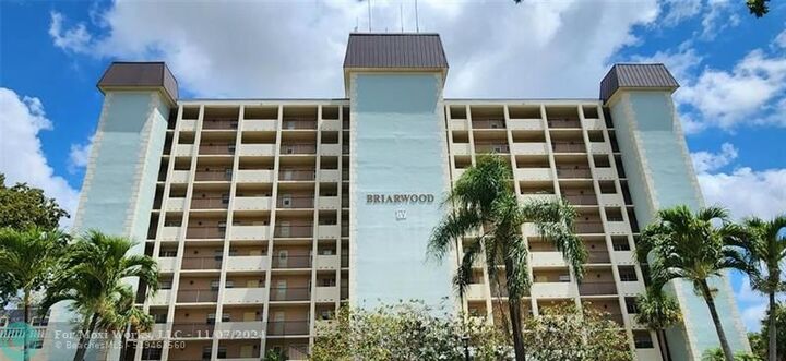 9101 W Sample Rd 103  Coral Springs FL 33065 photo