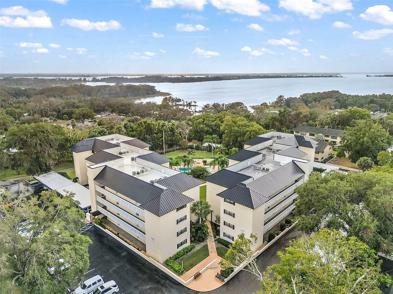 Property Photo: 101 N Grandview Street 401 FL 32757