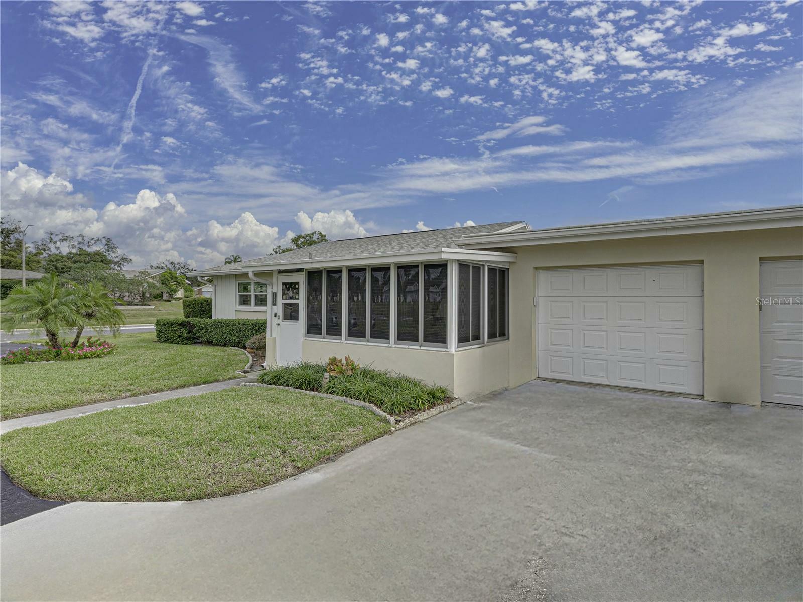 Property Photo:  2814 Highlands Boulevard B  FL 34684 