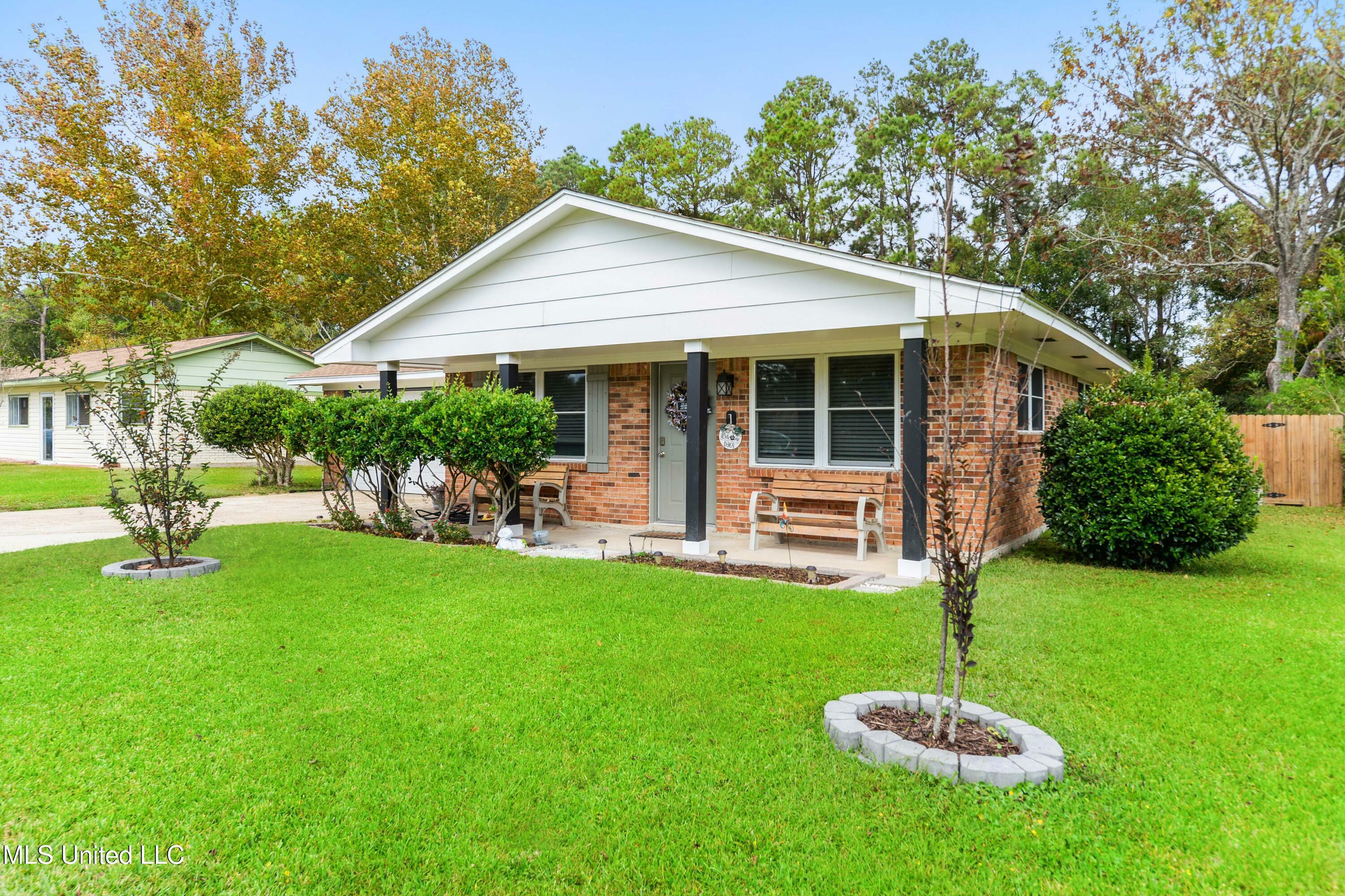 Property Photo:  15420 Anderson Drive  MS 39532 