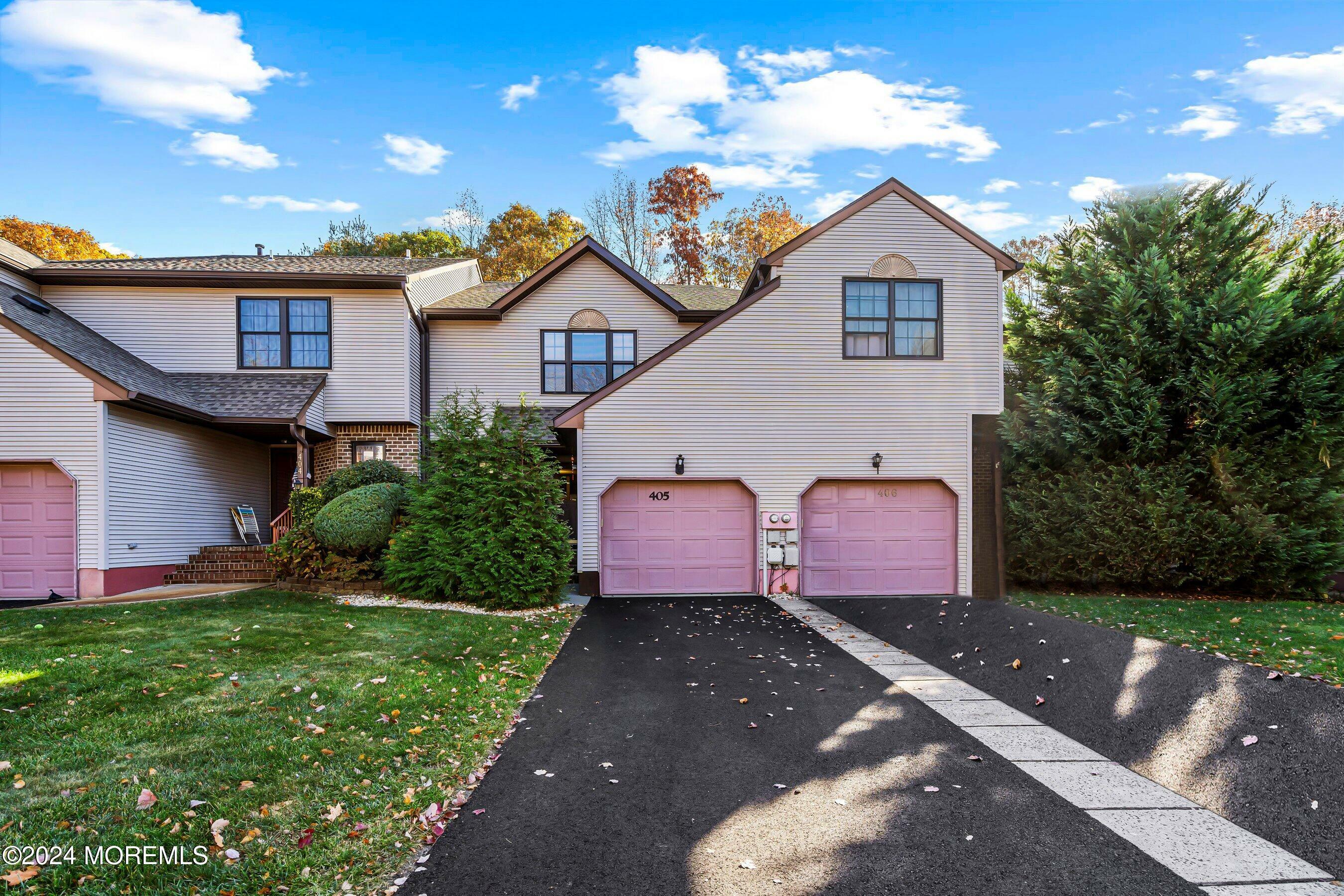 405 Oak Knoll Drive 40-5  Manalapan NJ 07726 photo