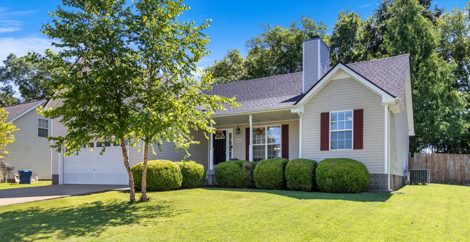 Property Photo: 4009 Challis Dr TN 37040