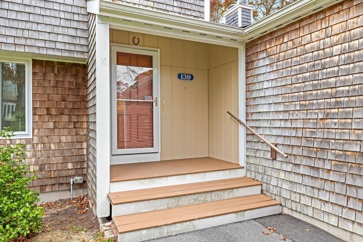 Property Photo:  139 Strawberry Mdws 139  MA 02536 