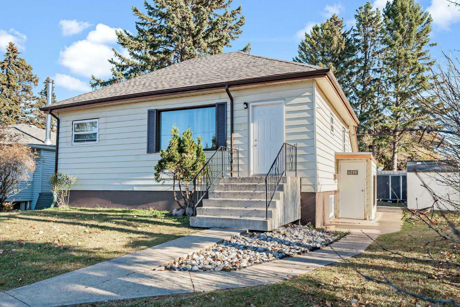 Property Photo:  4209 43 Avenue  AB T4N 3C1 