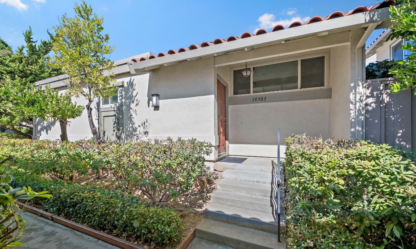 10983 Sweet Oak Street  Cupertino CA 95014 photo