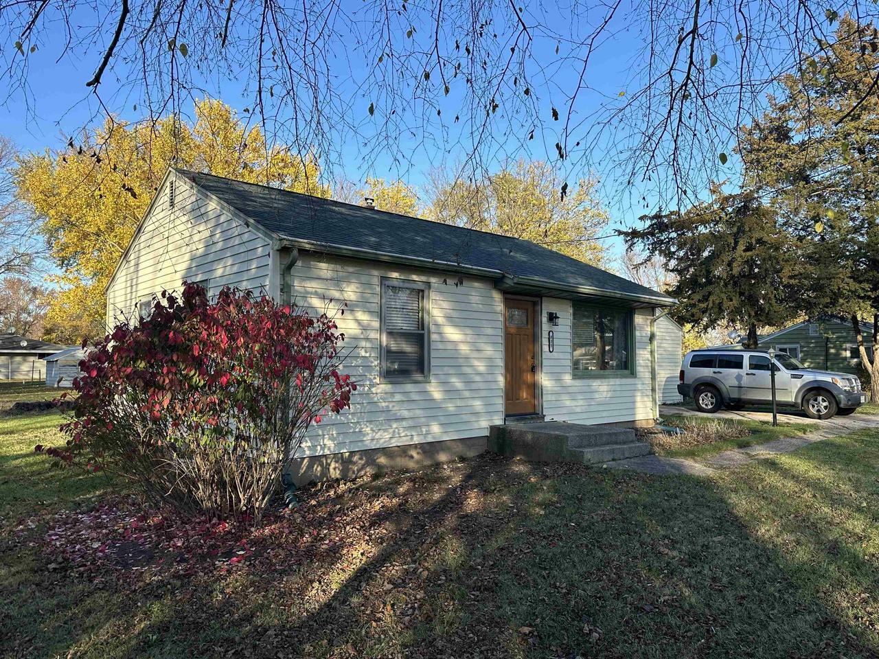 Property Photo:  835 East Elmwood Avenue  WI 53511 