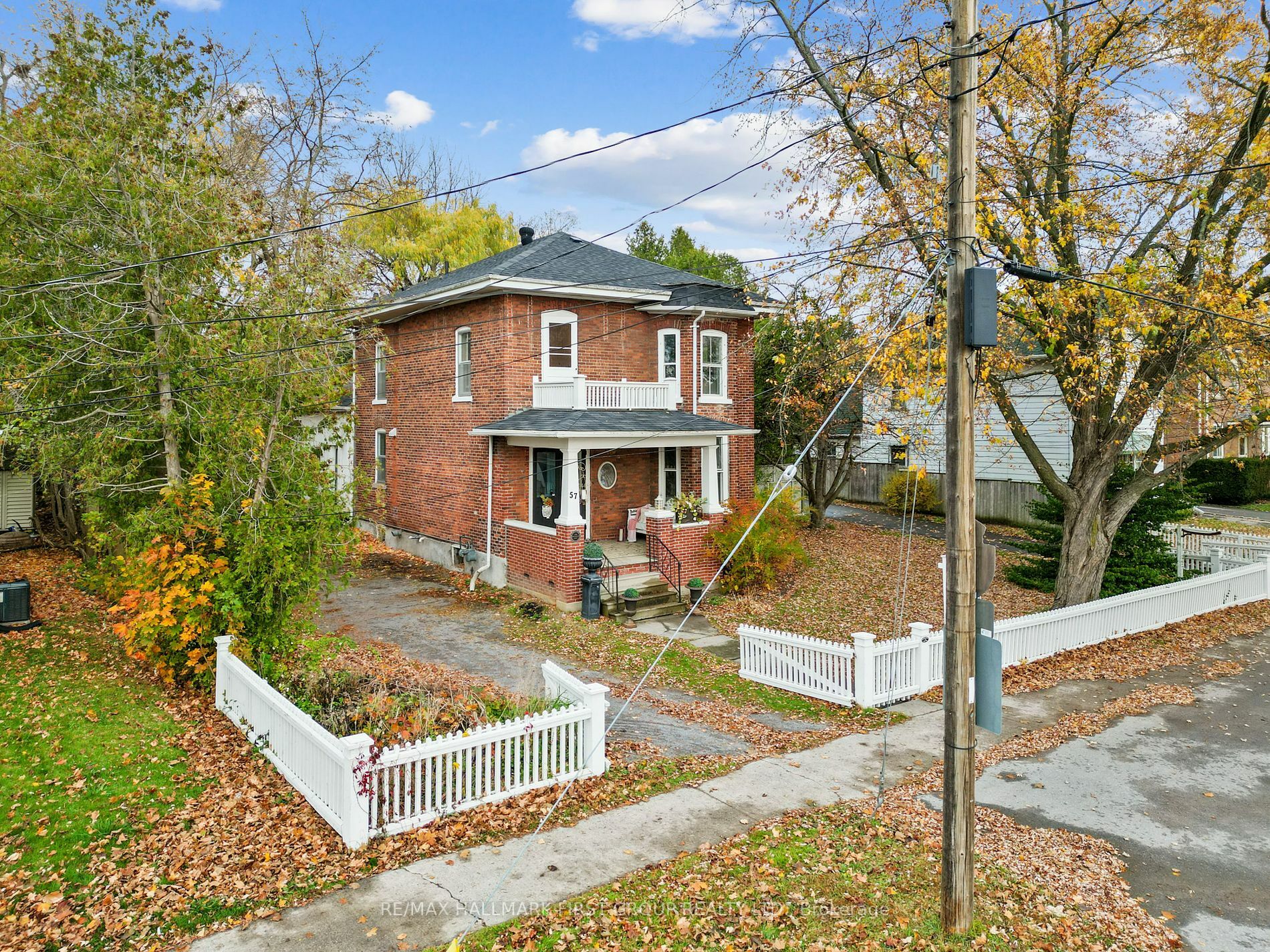 Property Photo:  57 King St E  ON K0K 1S0 