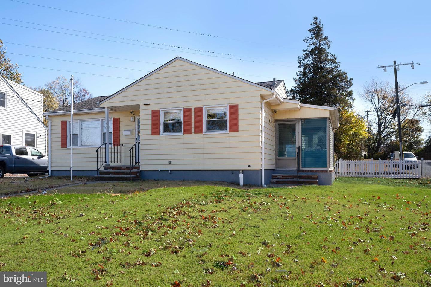 Property Photo:  1088 Bordentown Avenue  NJ 08859 