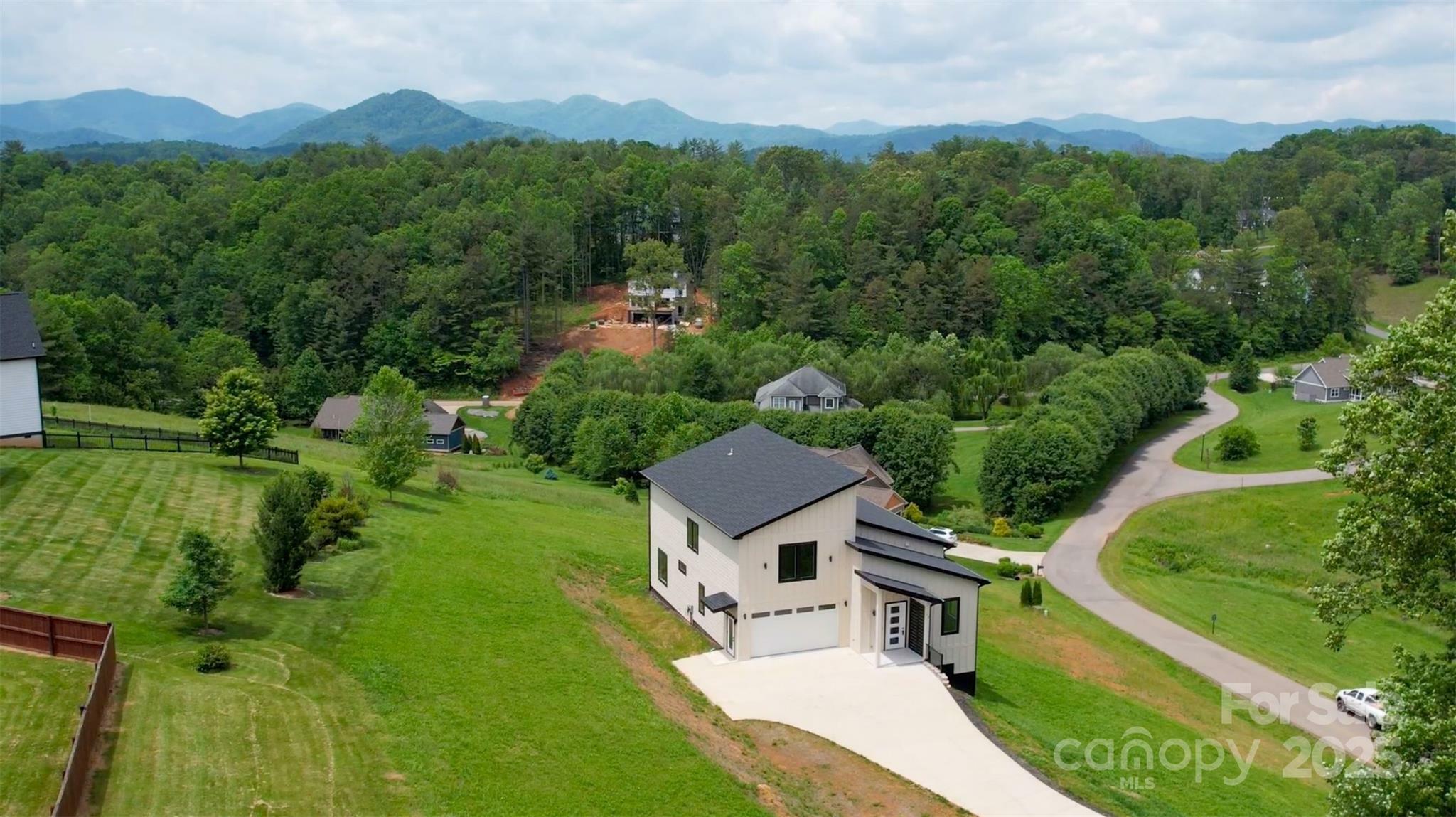 Property Photo: 52 Temujin Drive NC 28748