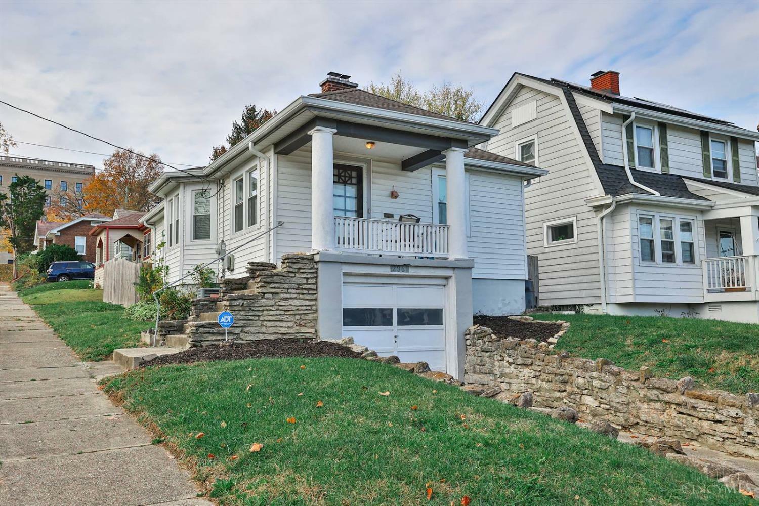 Property Photo:  2361 Glenside Avenue  OH 45212 