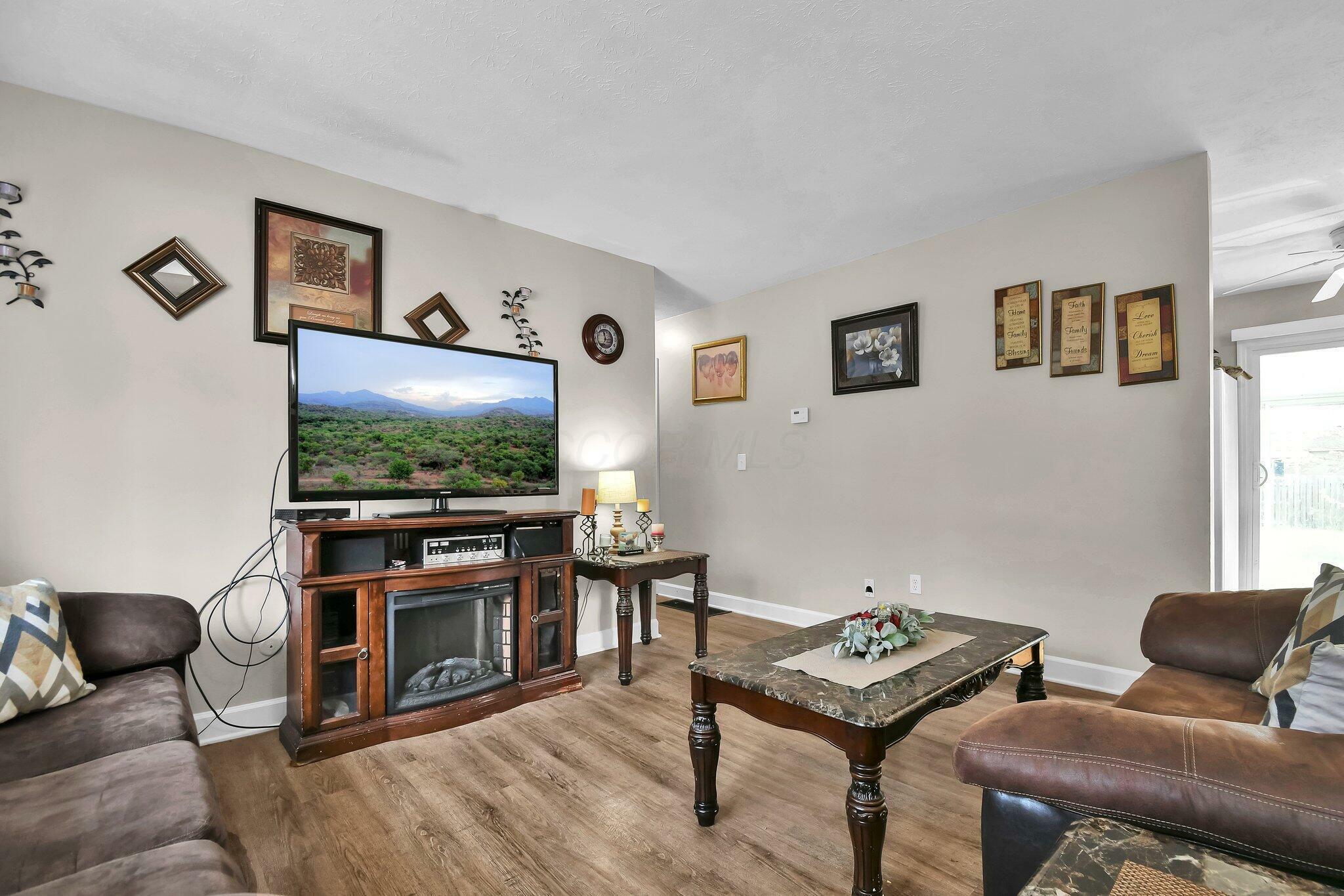 Property Photo:  664 Hines Road  OH 43230 