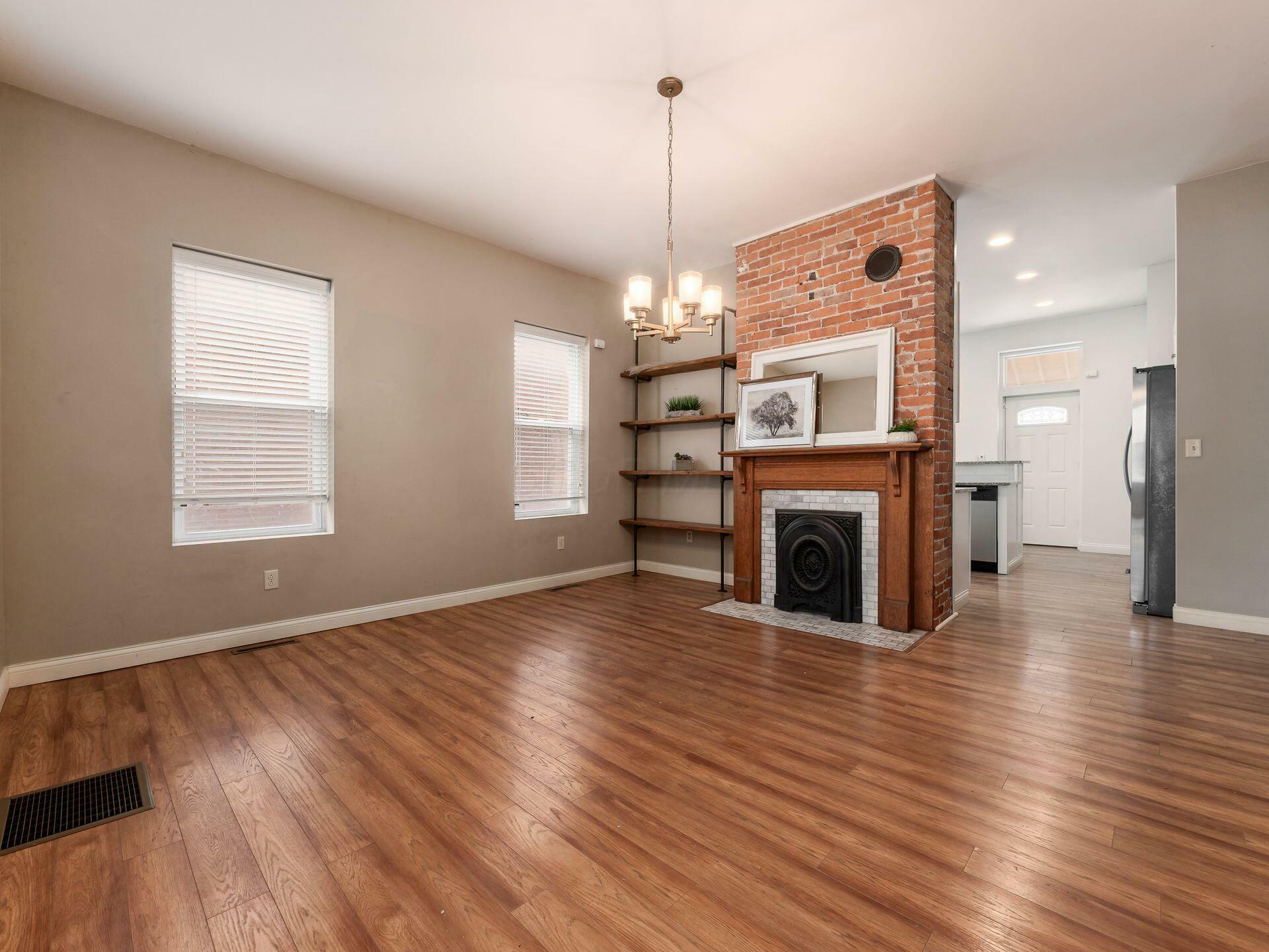 Property Photo: 1283 Summit Street OH 43201