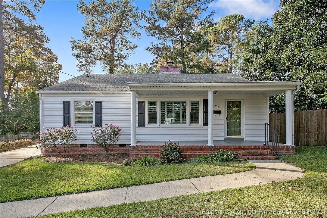 Property Photo:  324 Fairwood Court  NC 28305 