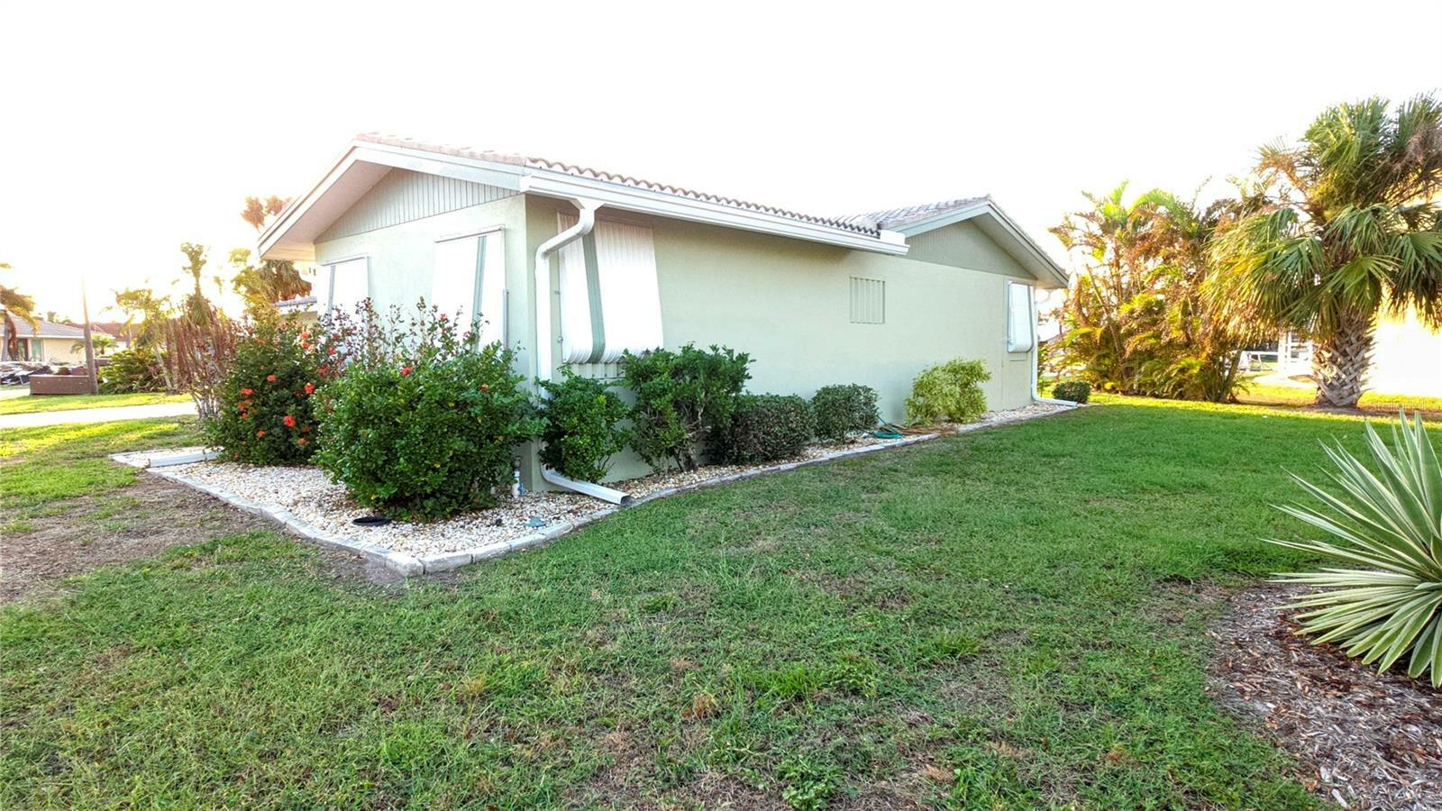 Property Photo:  135 Gulfview Road  FL 33950 