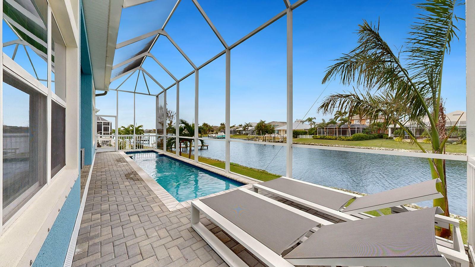 Property Photo:  5307 Wishing Arch Drive  FL 33572 