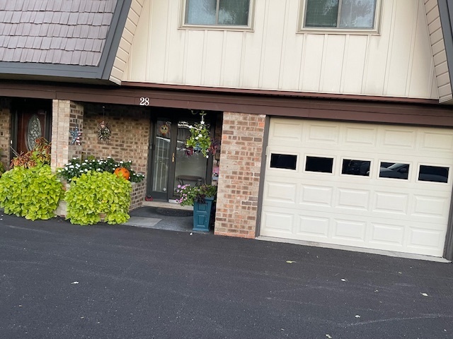 Property Photo:  28 Cour D Alene  IL 60465 