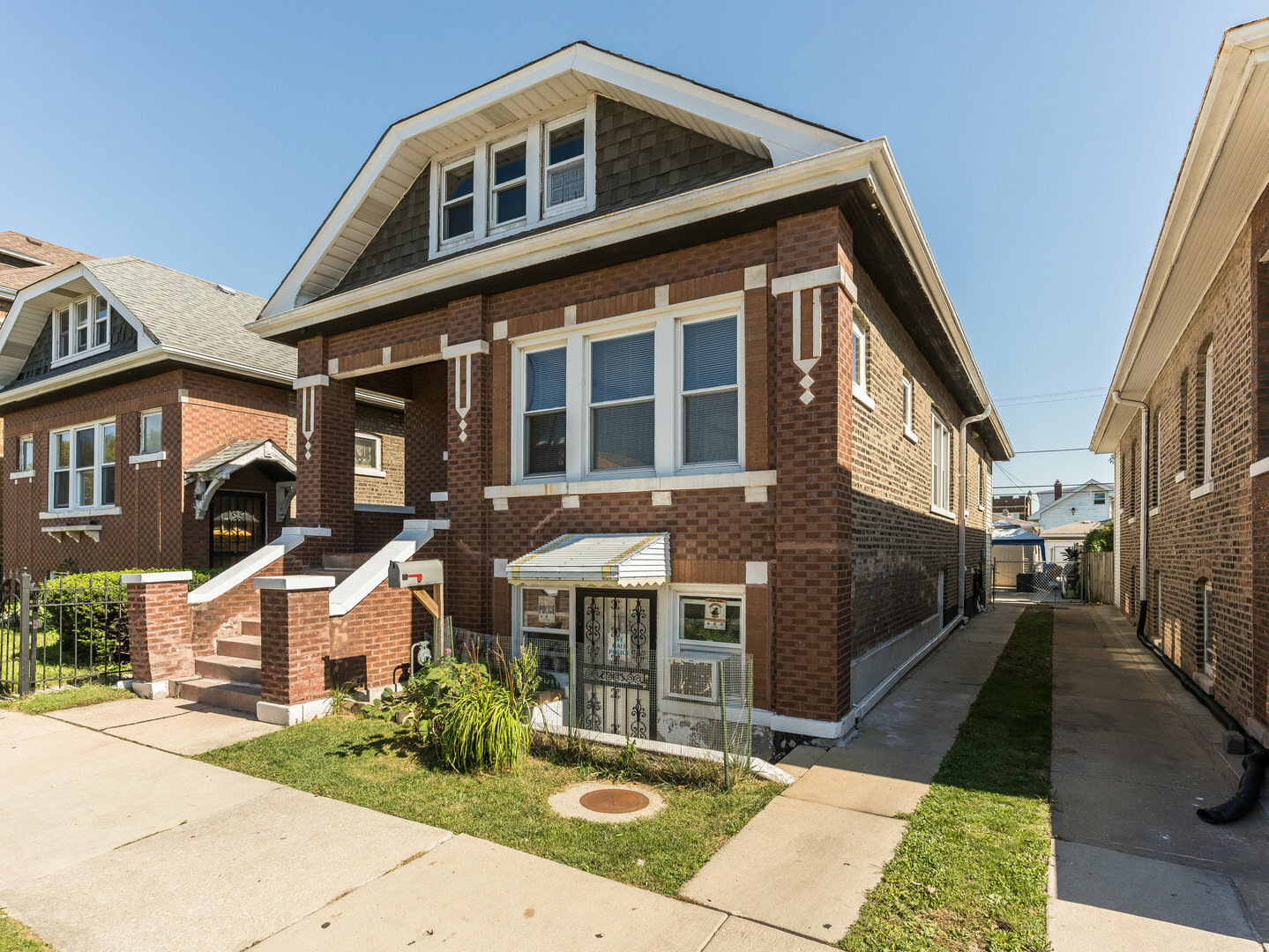 Property Photo:  1815 S Central Avenue  IL 60804 