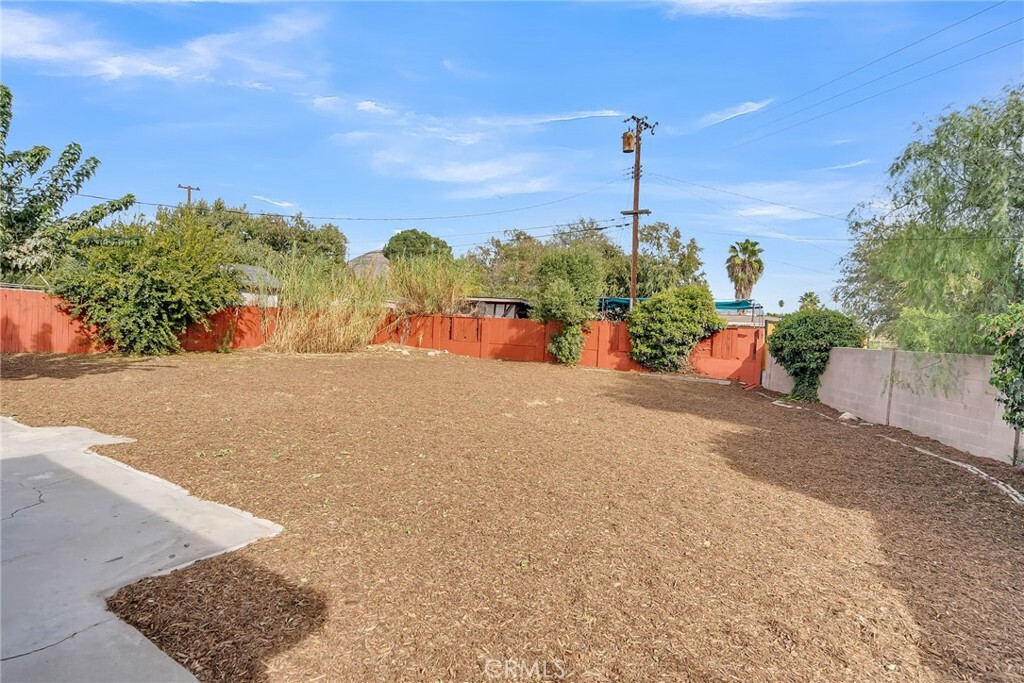 Property Photo:  6835 Golondrina Drive  CA 92404 