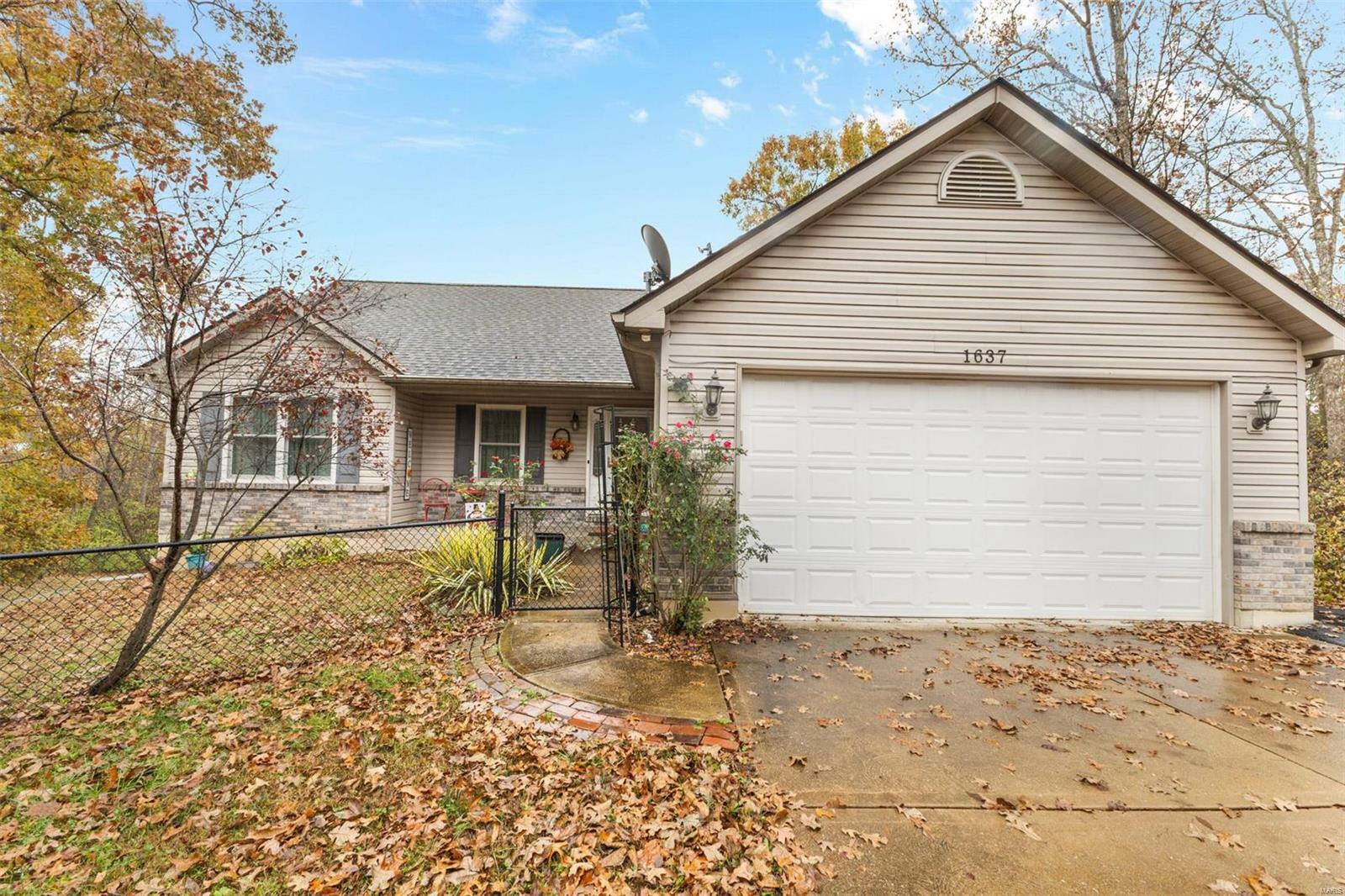 Property Photo: 1637 Dunaway Road MO 63028