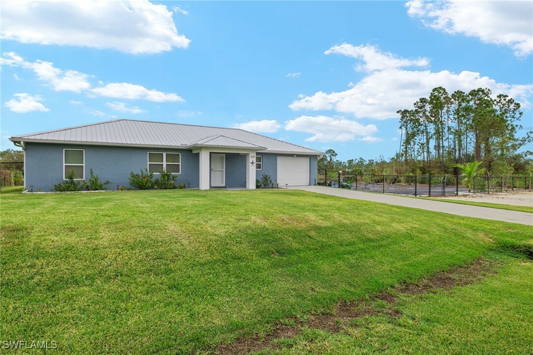 Property Photo:  3137 Swanee Road  FL 33980 