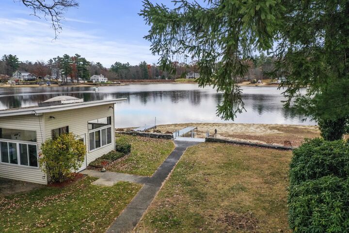 Property Photo: 10 Marys Lane NH 03079