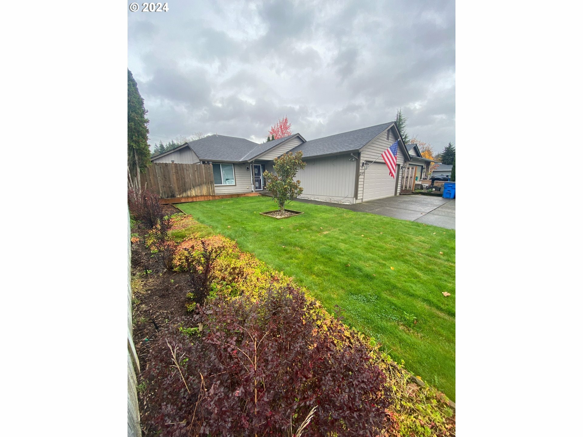 Property Photo:  15207 NE 19th Ave  WA 98686 