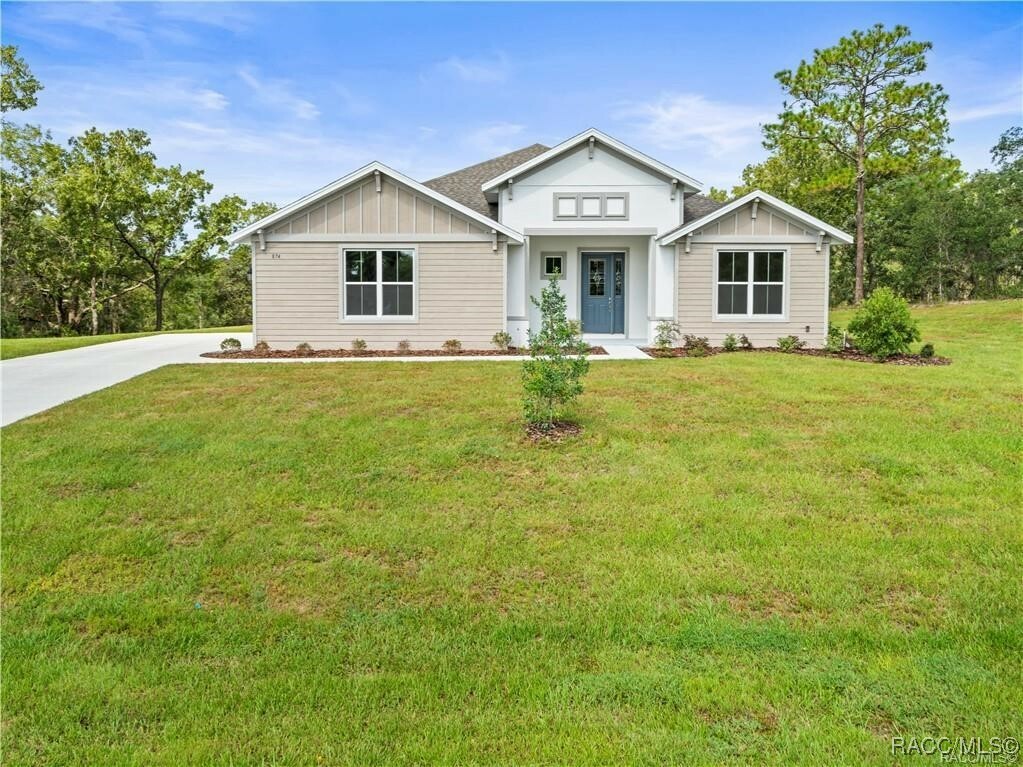 Property Photo:  874 N Man O War Drive  FL 34453 