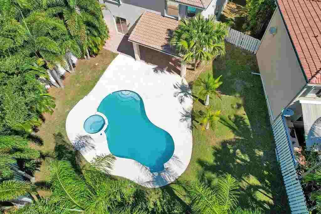 5302 Victoria Circle  West Palm Beach FL 33409 photo