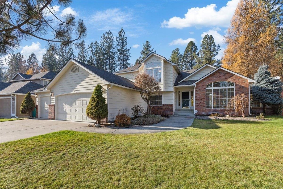 Property Photo:  10117 N Parkside Dr  WA 99026 