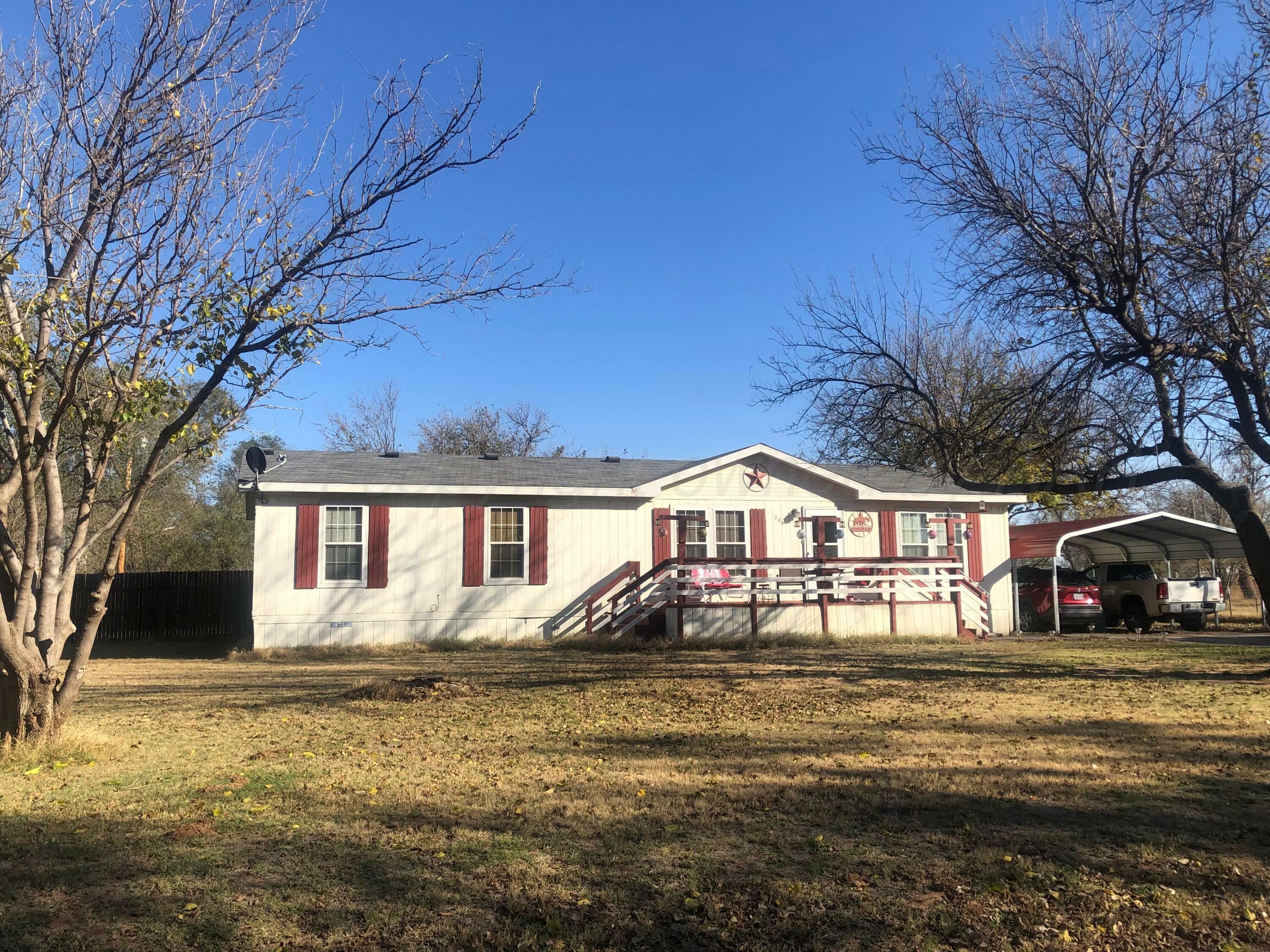 Property Photo:  206 Amarillo Street  TX 79095 