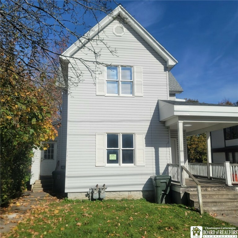 Property Photo:  618 Newland Avenue  NY 14701 