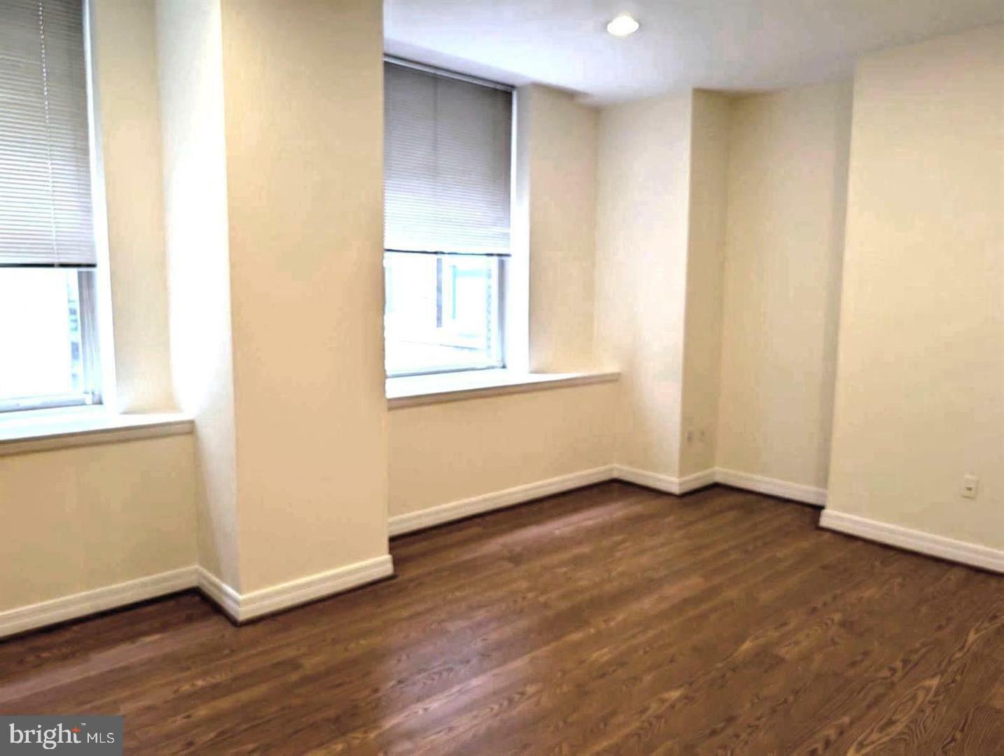 Property Photo:  1600 Arch Street 18 608  PA 19103 