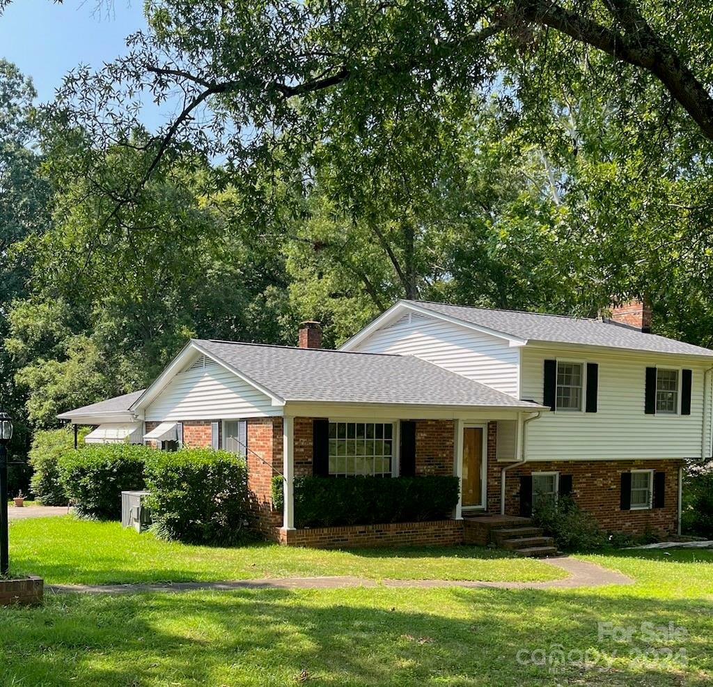 Property Photo:  4916 Riverdale Drive  NC 28273 