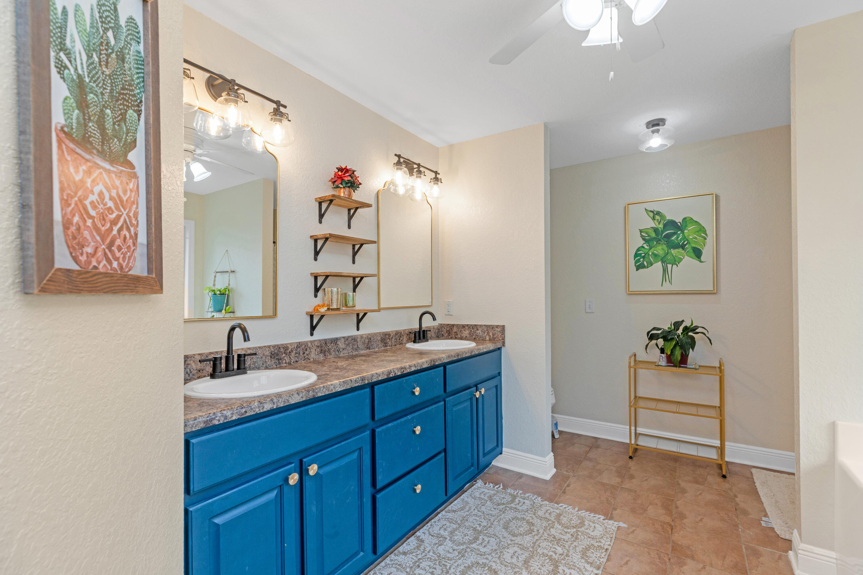 Property Photo: 618 Territory Lane FL 32536