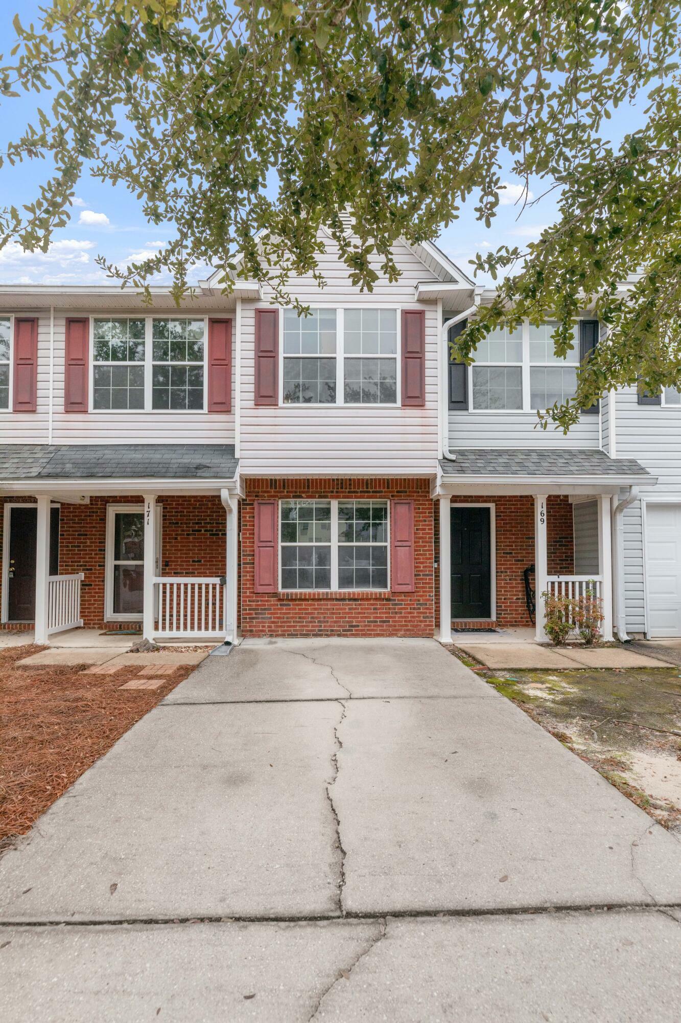 Property Photo:  171 Swaying Pine Court  FL 32539 