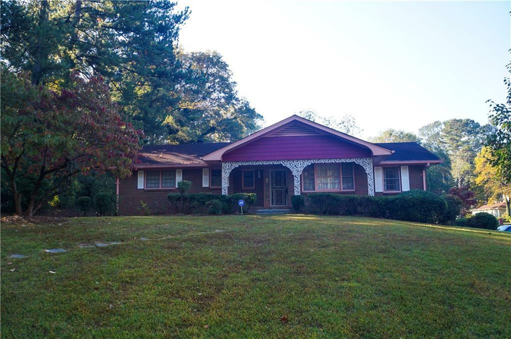 3204 Spreading Oak Drive SW  Atlanta GA 30311 photo