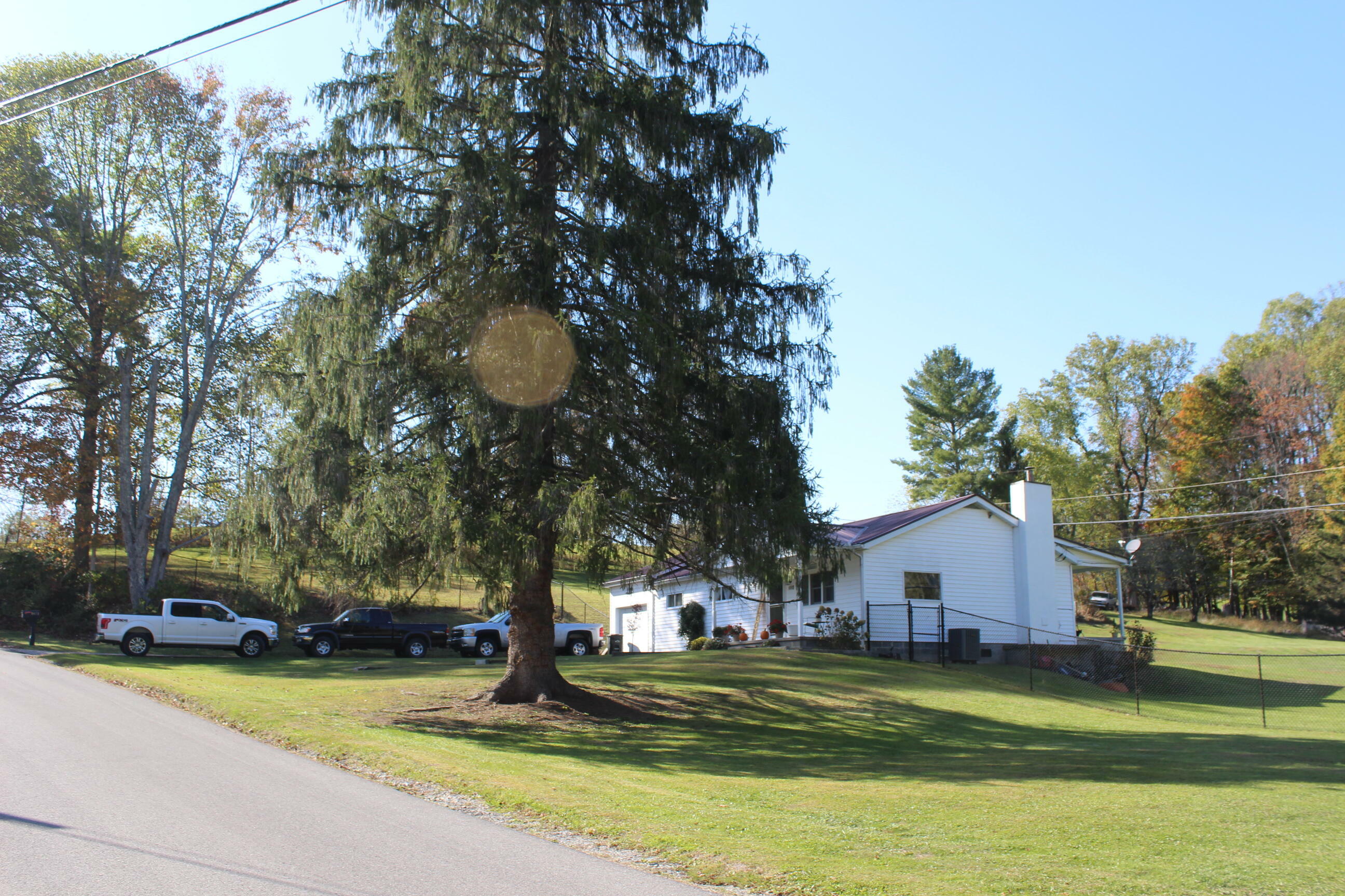 Property Photo:  2673 Ward Rd  WV 26681 