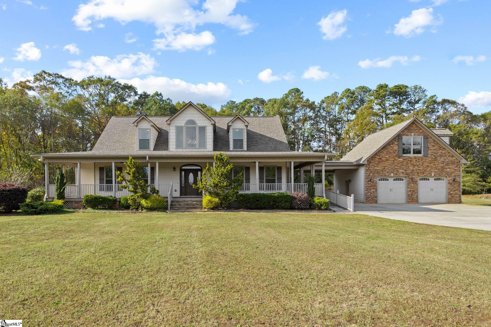 Property Photo:  613 Old Hundred Road  SC 29669 