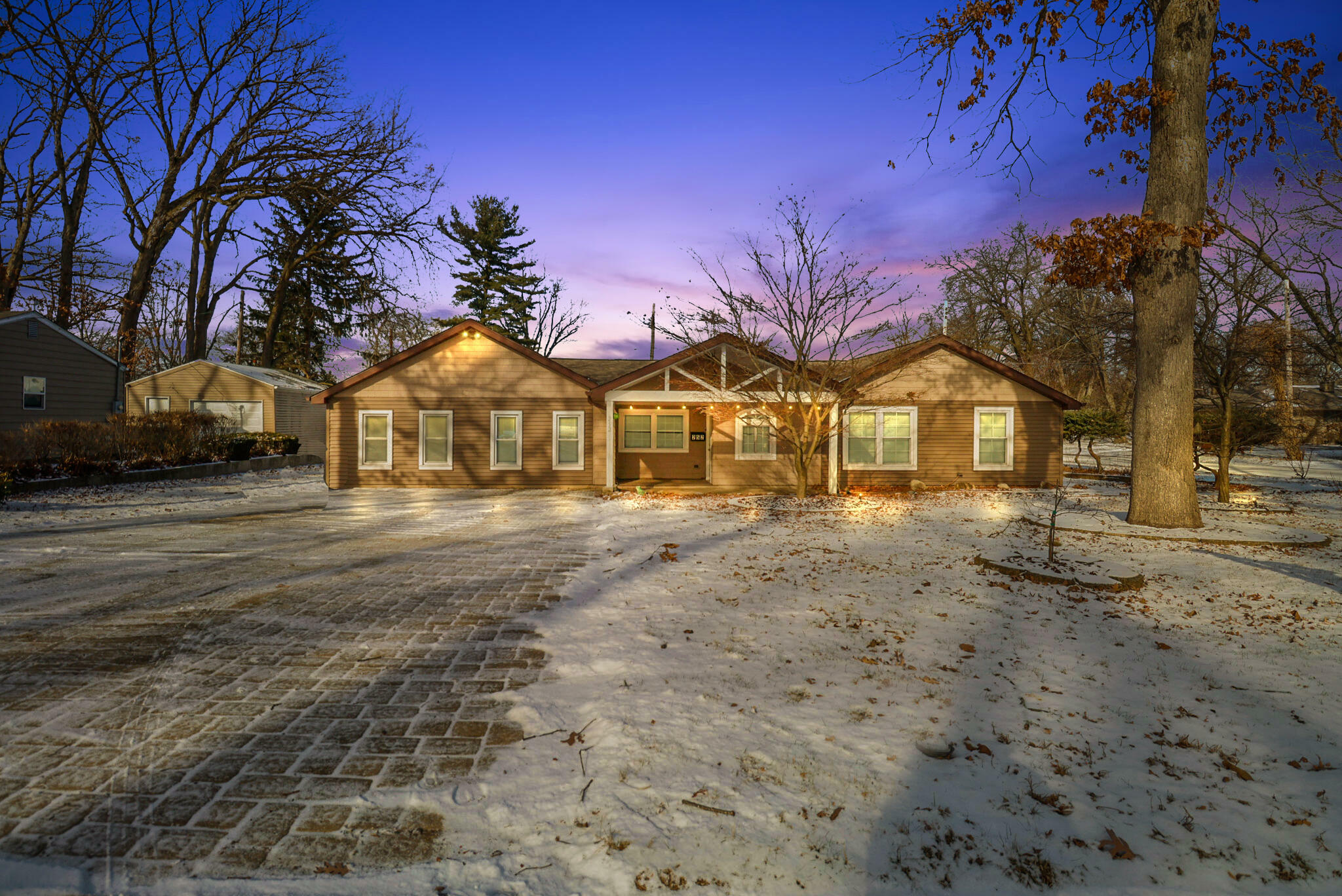 Property Photo: 252 Northview Drive IN 46383